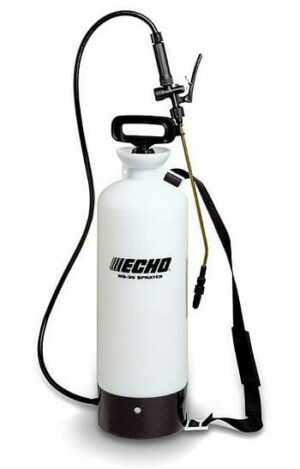 Plastic tank sprayer